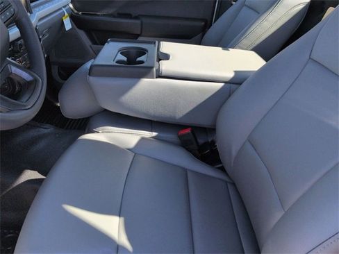 New 2026 Ford F550 4x4 Regular Cab Super Duty image 11