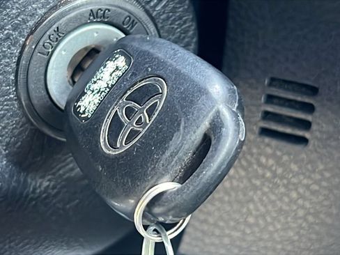 Used 2023 Toyota Tacoma SR AWD/4WD image 23