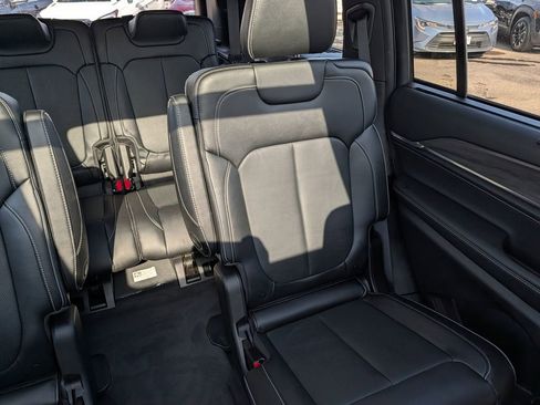 Used 2023 Jeep Grand Cherokee L Overland w/ Advanced Protech Group III image 29