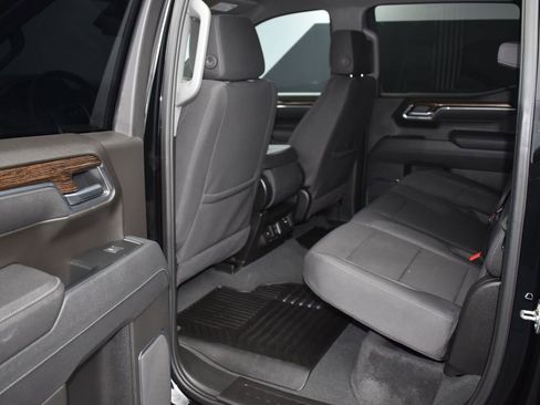 Used 2025 GMC Sierra 1500 Elevation image 11