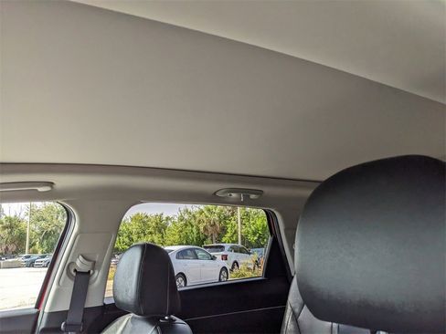 Certified 2023 Kia Sorento S w/ Panoramic Sunroof Package image 22