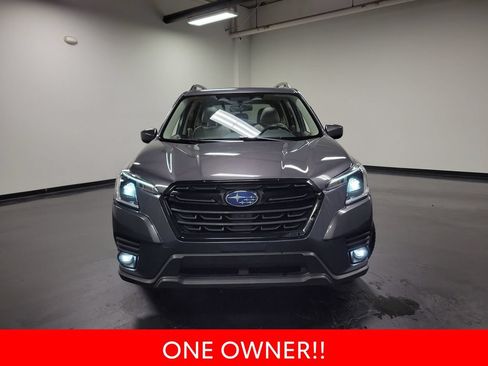 Used 2024 Subaru Forester Premium AWD/4WD image 3