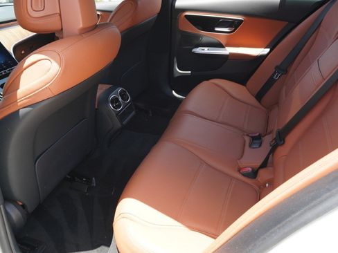 Used 2024 Mercedes-Benz C 300 Sedan image 31