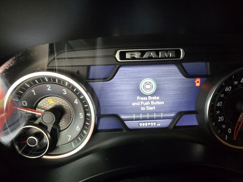 Used 2019 RAM 1500 Big Horn AWD/4WD image 30
