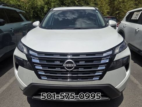 Used 2026 Nissan Rogue SV FWD image 6