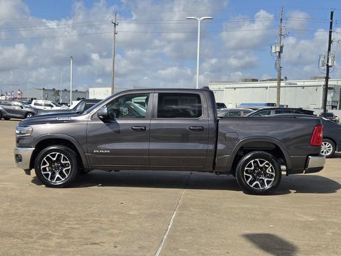 Used 2026 RAM 1500 Laramie AWD/4WD image 6