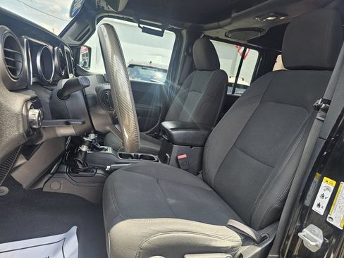 Used 2018 Jeep Wrangler Unlimited Sport S AWD/4WD image 18