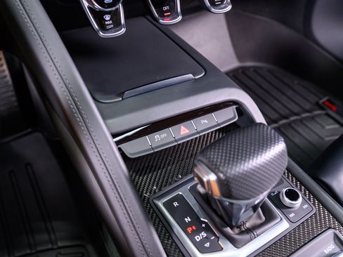 Used 2018 Audi R8 V10 plus image 45