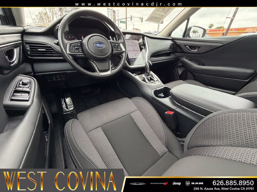 Used 2025 Subaru Outback Premium AWD/4WD image 35