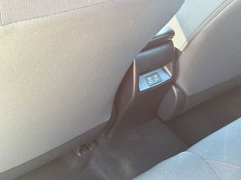 Used 2024 Toyota Corolla SE image 35