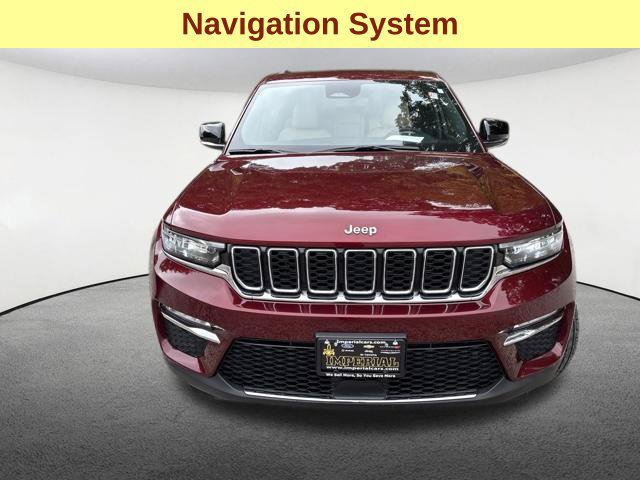 Used 2023 Jeep Grand Cherokee Limited AWD/4WD image 4