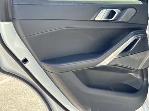Used 2022 BMW X6 M50i w/ Premium Package AWD/4WD image 12