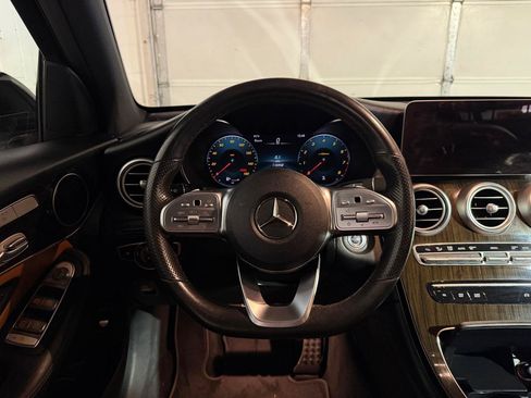 Used 2020 Mercedes-Benz GLC 300 image 14