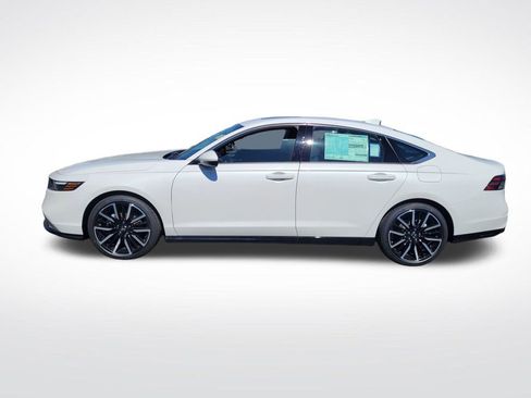 New 2026 Honda Accord Touring image 8