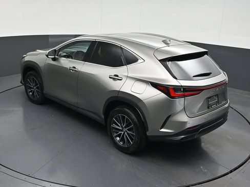 Used 2024 Lexus NX 250 FWD image 17