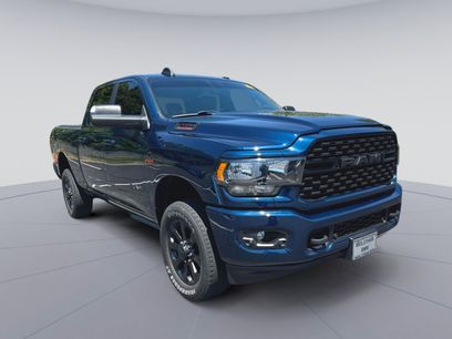 Used 2022 RAM 2500 Big Horn w/ Night Edition