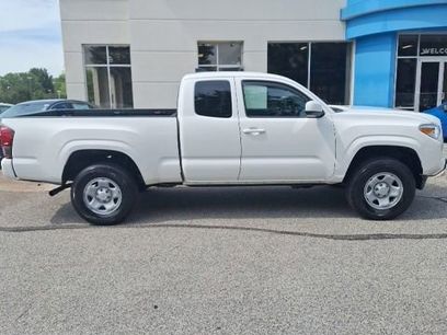 Used 2023 Toyota Tacoma SR w/ SR Convenience Package