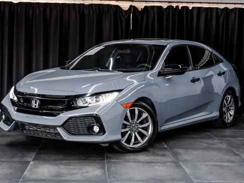 Used 2018 Honda Civic EX image 2