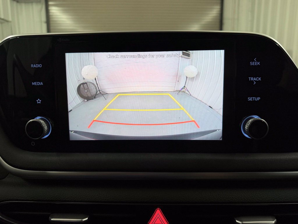Used 2021 Hyundai Sonata SE FWD image 14
