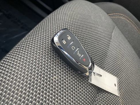 Used 2020 Chevrolet Traverse LT image 31