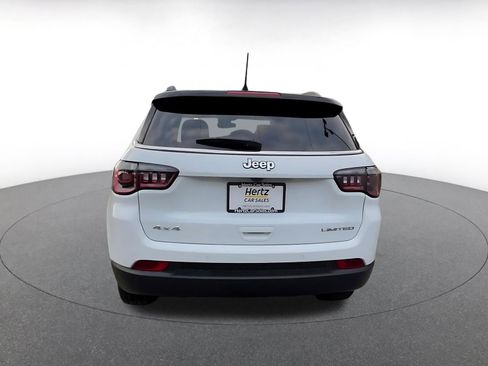 Used 2025 Jeep Compass Limited image 12