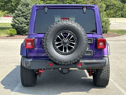 Used 2026 Jeep Wrangler Unlimited Rubicon AWD/4WD image 4