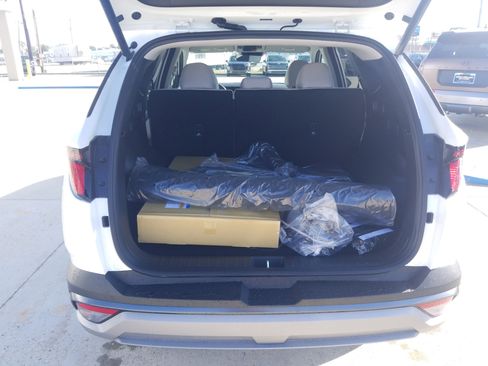 New 2026 Hyundai Tucson SEL image 13