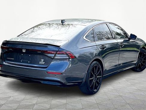 Used 2023 Honda Accord Touring image 7