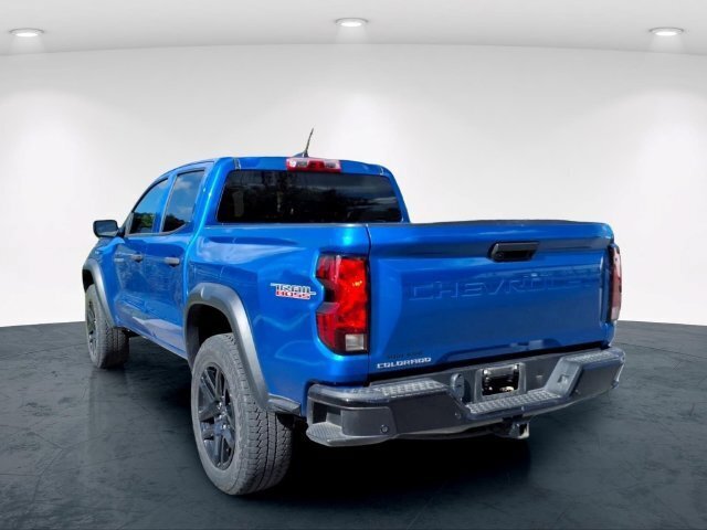 Used 2024 Chevrolet Colorado Trail Boss w/ Technology Package AWD/4WD image 10