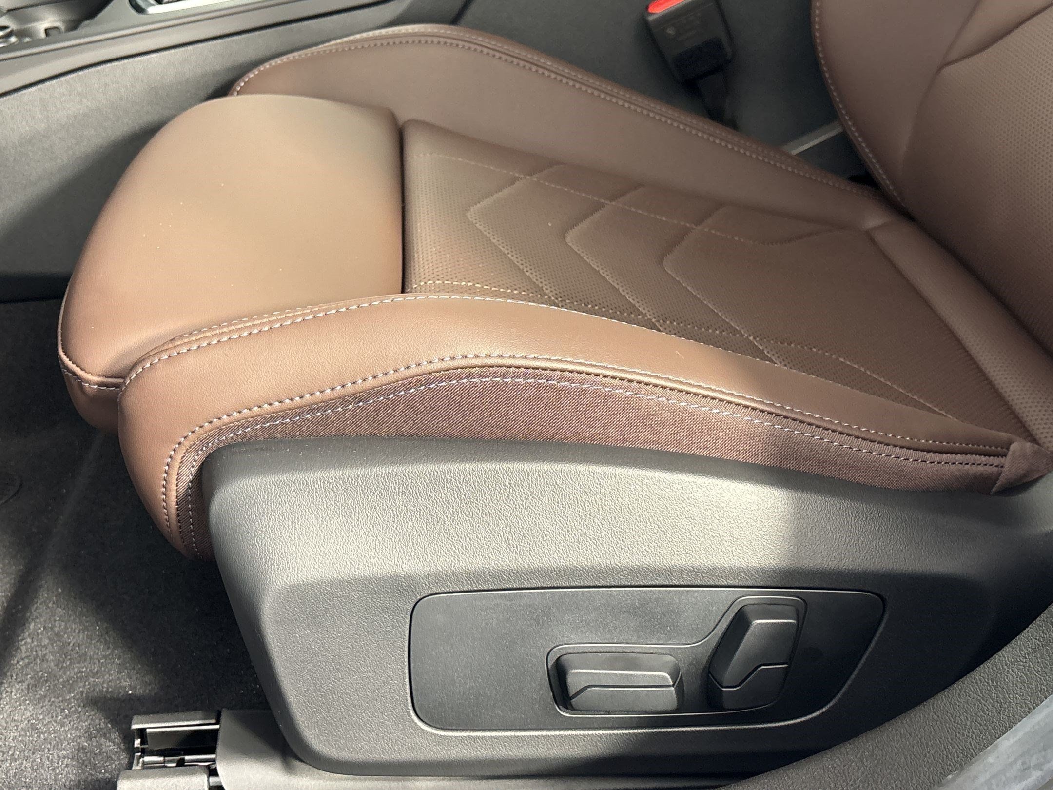 Used 2026 BMW 228i w/ Premium Package FWD image 14