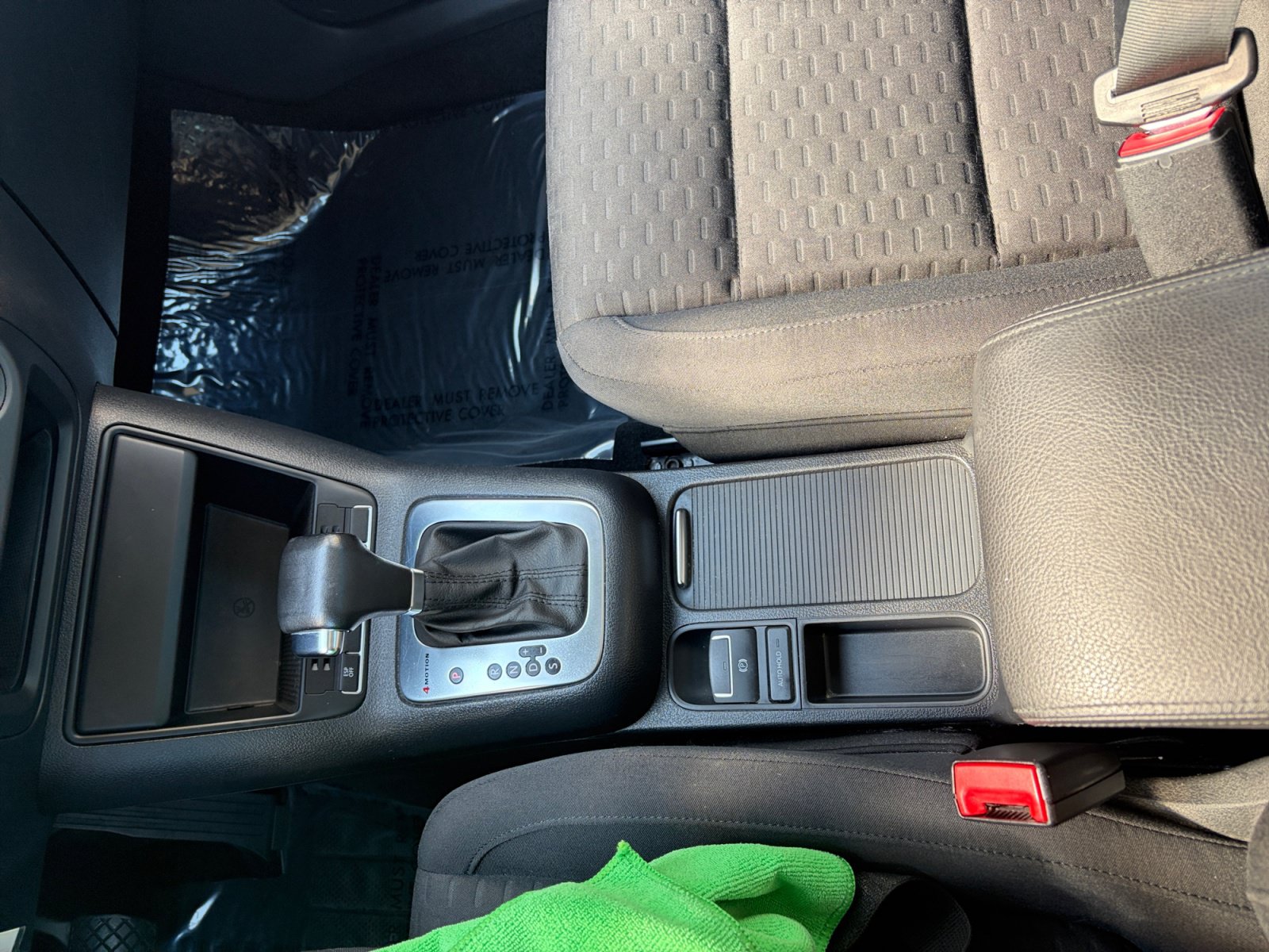 Used 2009 Volkswagen Tiguan SEL AWD/4WD image 24