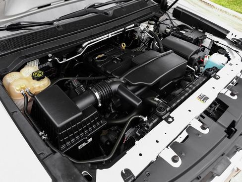 Used 2021 Chevrolet Colorado W/T image 45