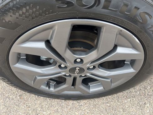 Certified 2024 Kia Seltos S FWD image 39