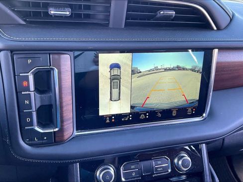 Used 2023 GMC Yukon Denali Ultimate image 33