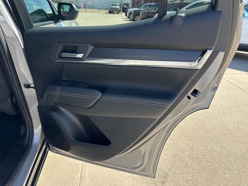 New 2026 GMC Terrain Elevation image 17