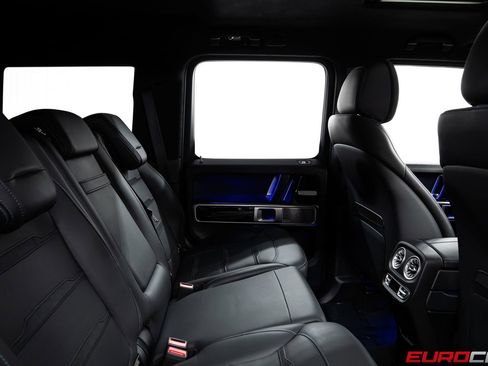 Used 2022 Mercedes-Benz G 63 AMG 4MATIC w/ G Manufaktur Interior Package image 35