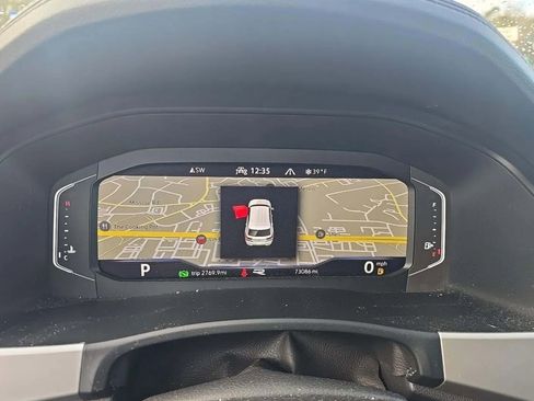 Used 2022 Volkswagen Atlas Cross Sport SEL Premium R-Line image 44