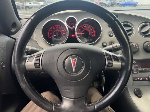 Used 2008 Pontiac Solstice GXP w/ Premium Package image 7