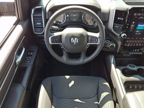 Used 2025 RAM 1500 Big Horn AWD/4WD image 13