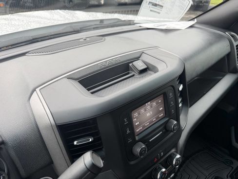 Used 2022 RAM 5500 Tradesman AWD/4WD image 34