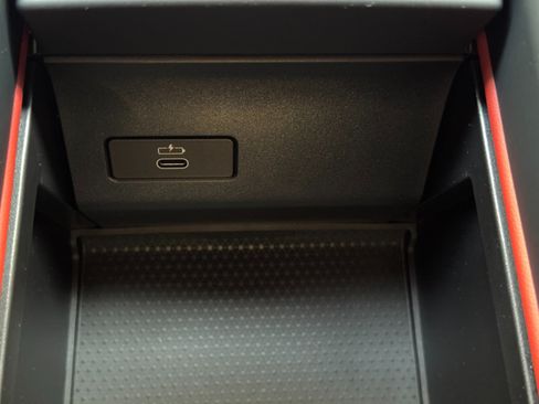 Used 2025 BMW XM AWD/4WD image 40