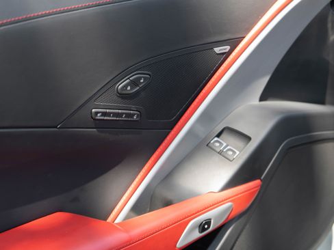 Used 2019 Chevrolet Corvette Grand Sport RWD image 12