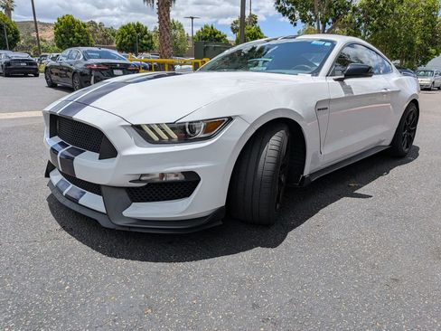 Used 2020 Ford Mustang Shelby GT350 w/ Technology Package RWD image 3