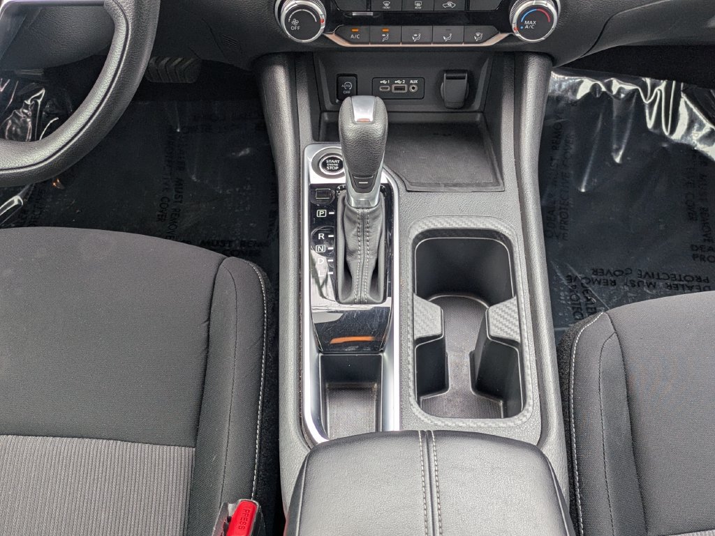 Used 2025 Nissan Sentra SV FWD image 18
