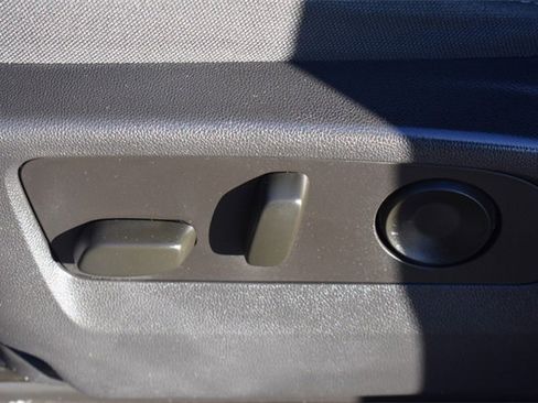 Certified 2023 Chevrolet Silverado 1500 LT image 23