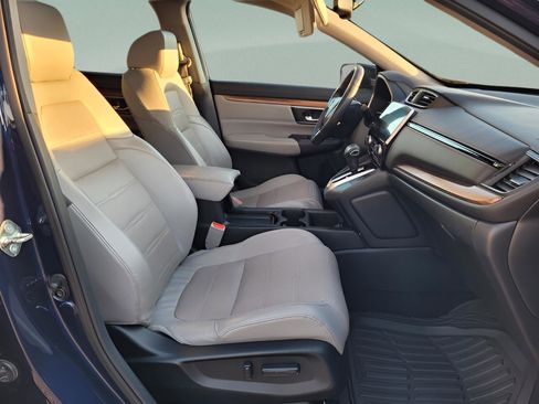 Used 2017 Honda CR-V Touring image 14