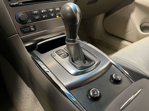 Used 2015 INFINITI Q40 w/ Moonroof Package image 13