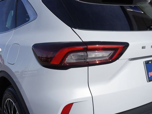 New 2026 Ford Escape SE image 18