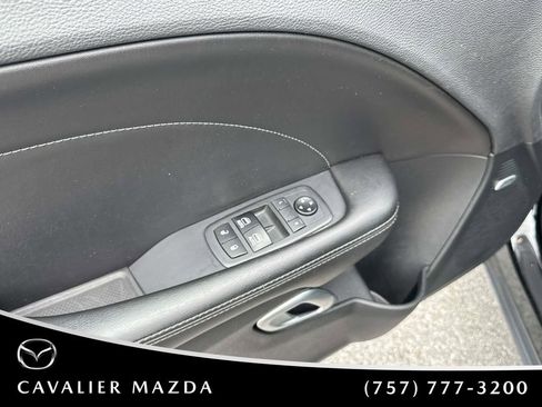 Used 2018 Dodge Challenger R/T Plus RWD image 18