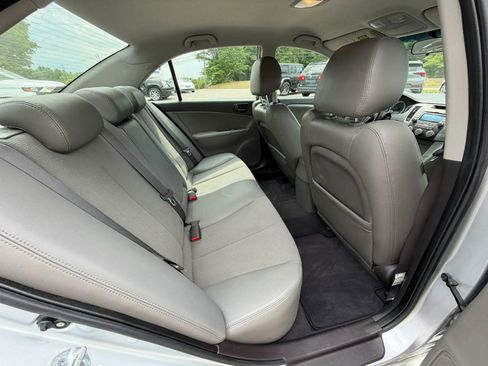 Used 2010 Hyundai Sonata SE FWD image 5
